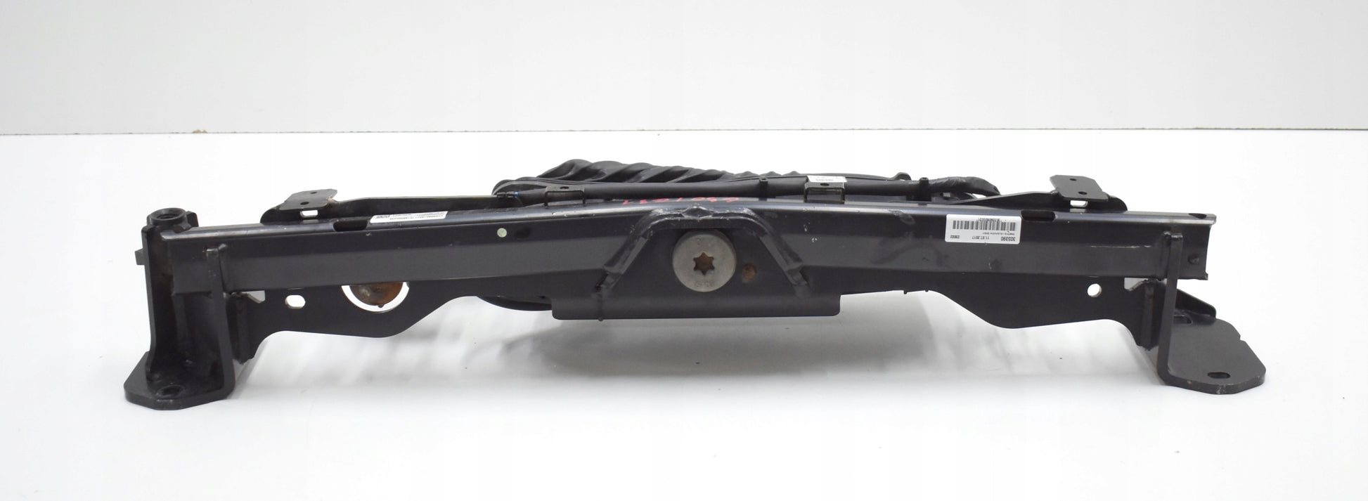 BMW G30 G31 ELECTRIC TOW HITCH ORG 303390600031