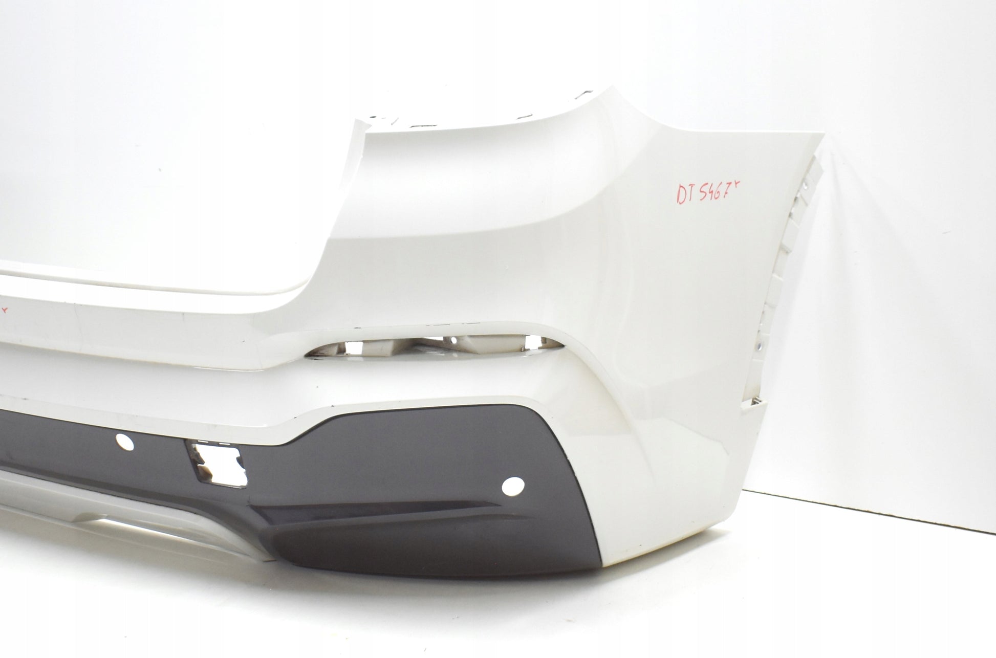 BMW X4 F26 M PACKAGE REAR BUMPER OEM + LOWER PART