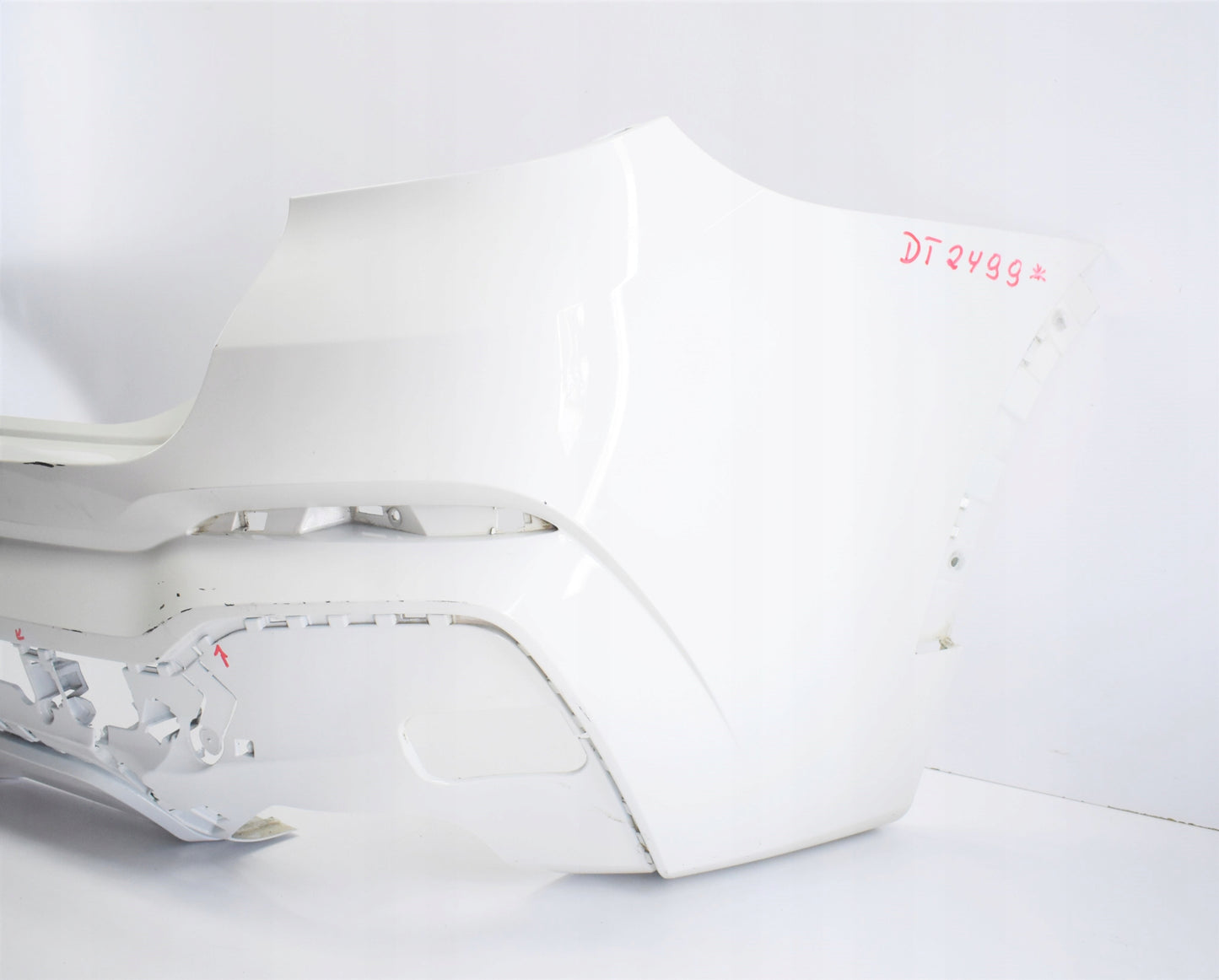 BMW X4 F26 M PACKAGE REAR BUMPER ORIGINAL NICE!