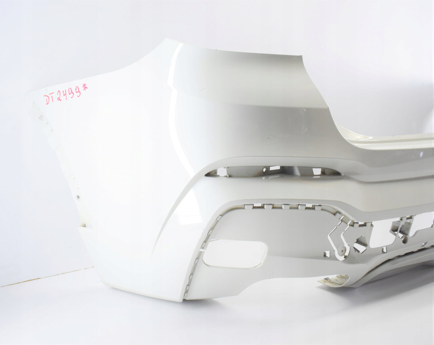 BMW X4 F26 M PACKAGE REAR BUMPER ORIGINAL NICE!