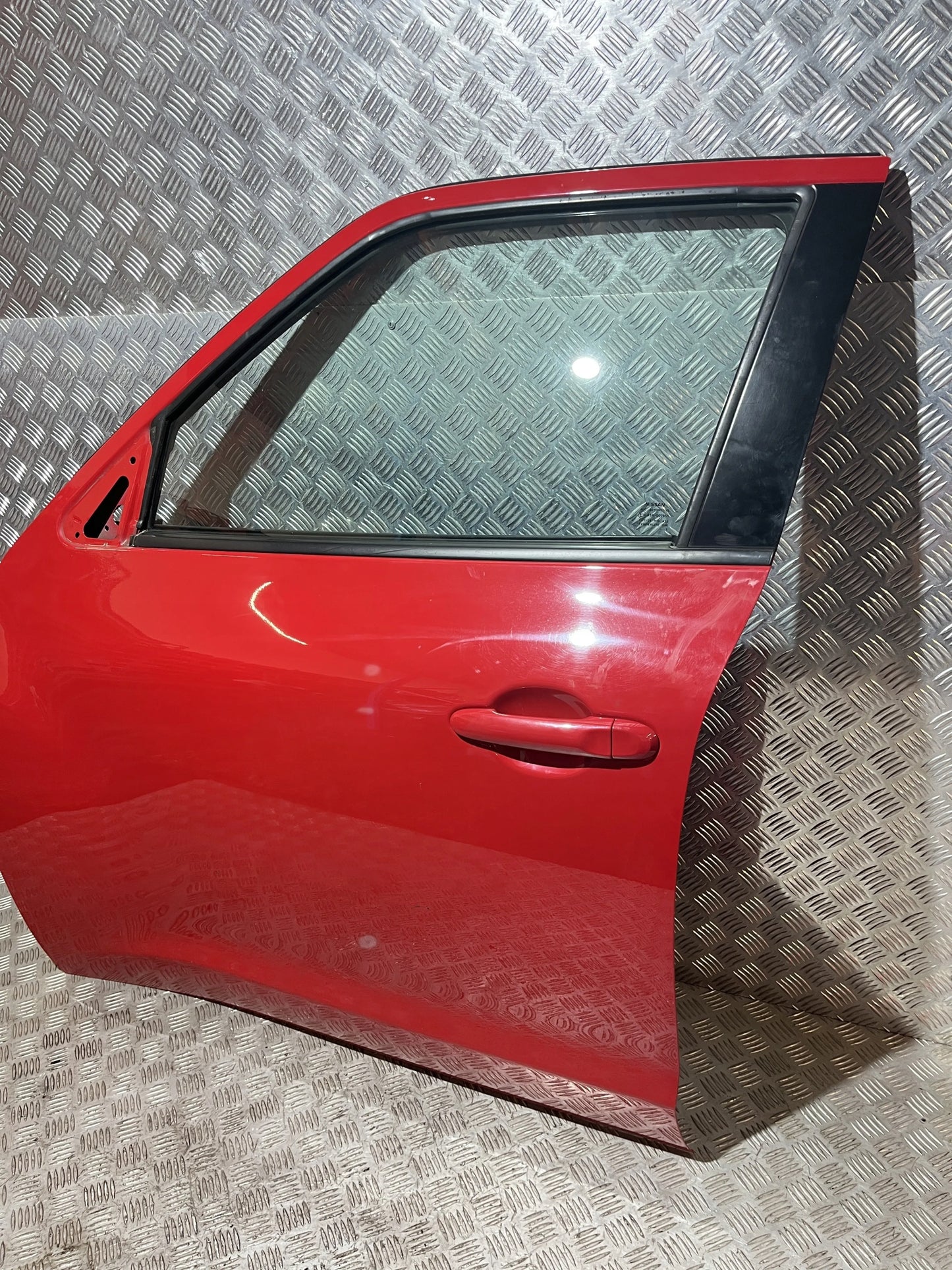 LEFT FRONT DOOR NISSAN JUKE I F15 LIFT 14- Z10