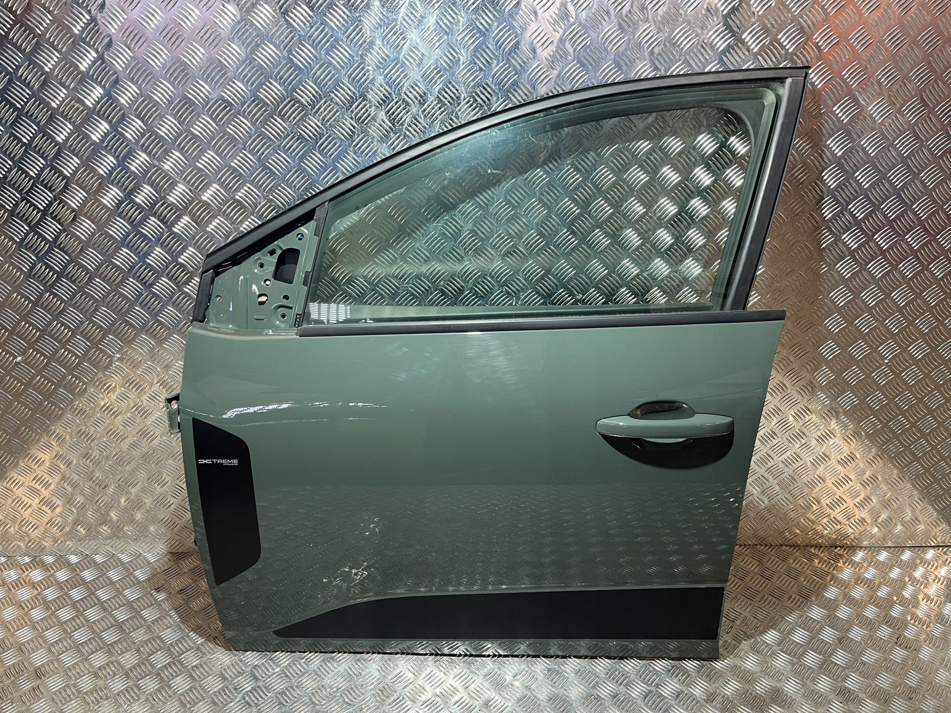 LEFT FRONT DOOR DACIA JOGGER 22- OVKQM