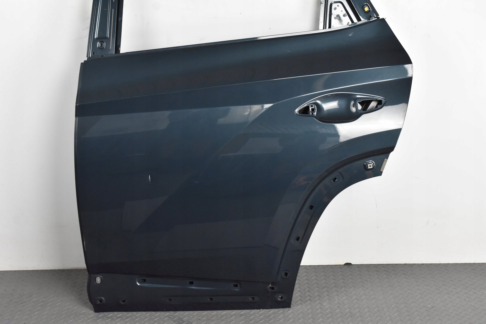 Left Rear Door 77003-N7015 HYUNDAI TUCSON IV NX4 TG8 2023