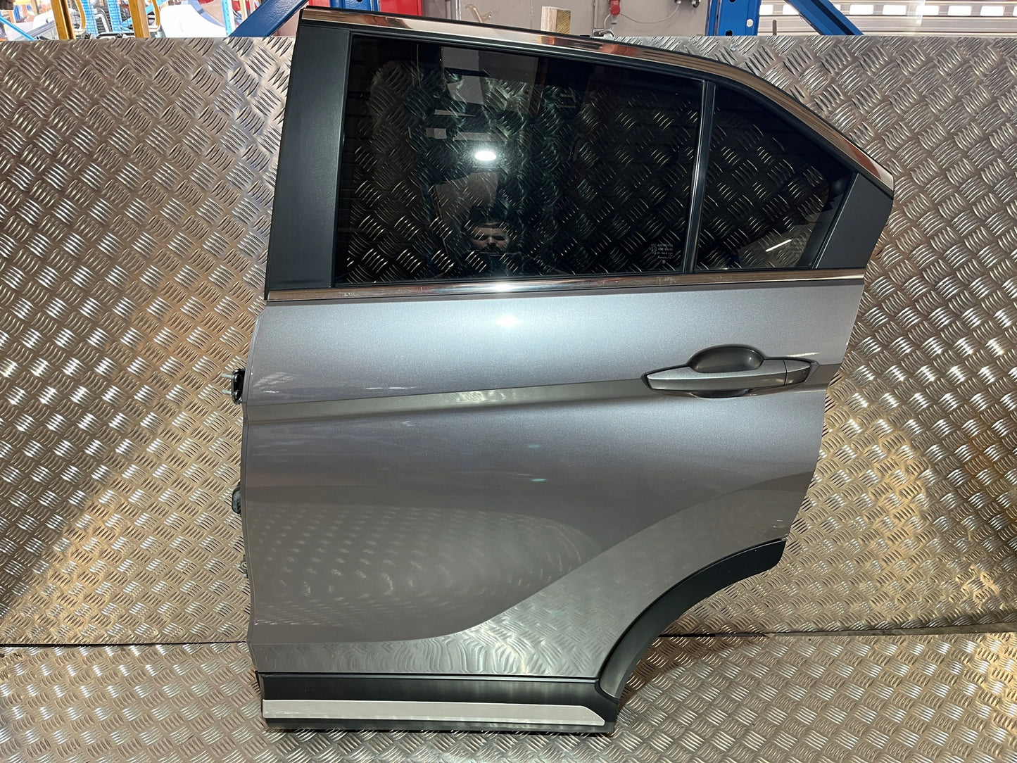 LEFT REAR DOOR FOR MITSUBISHI ECLIPSE CROSS 17- U17 U17C
