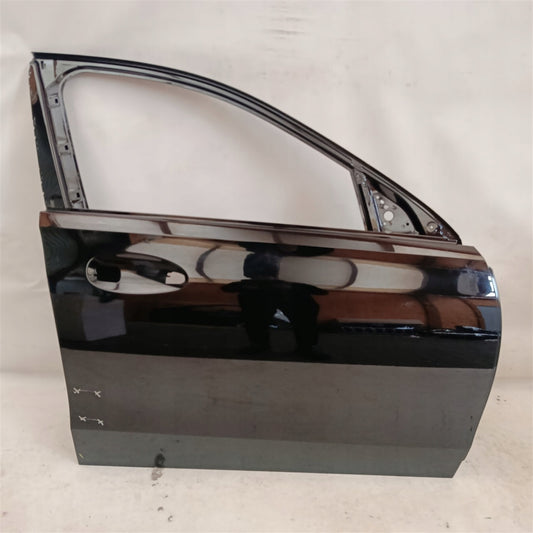 MERCEDES C 206 W206 A2067228000 RIGHT FRONT DOOR