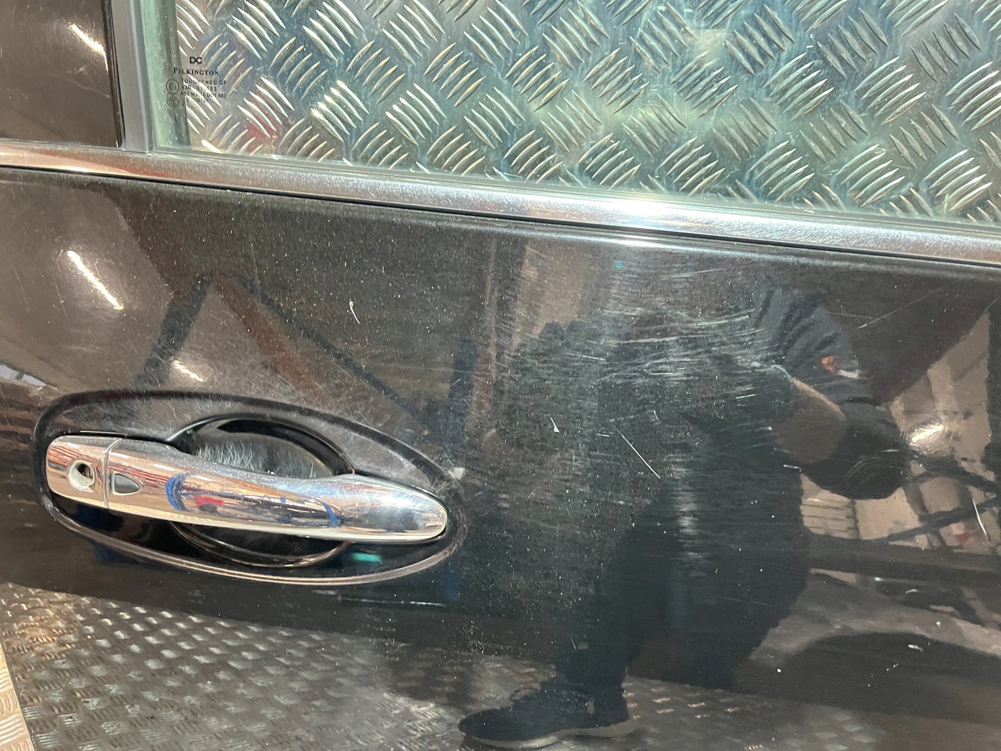 RIGHT FRONT DOOR NISSAN NAVARA NP300 D23 15- GN0