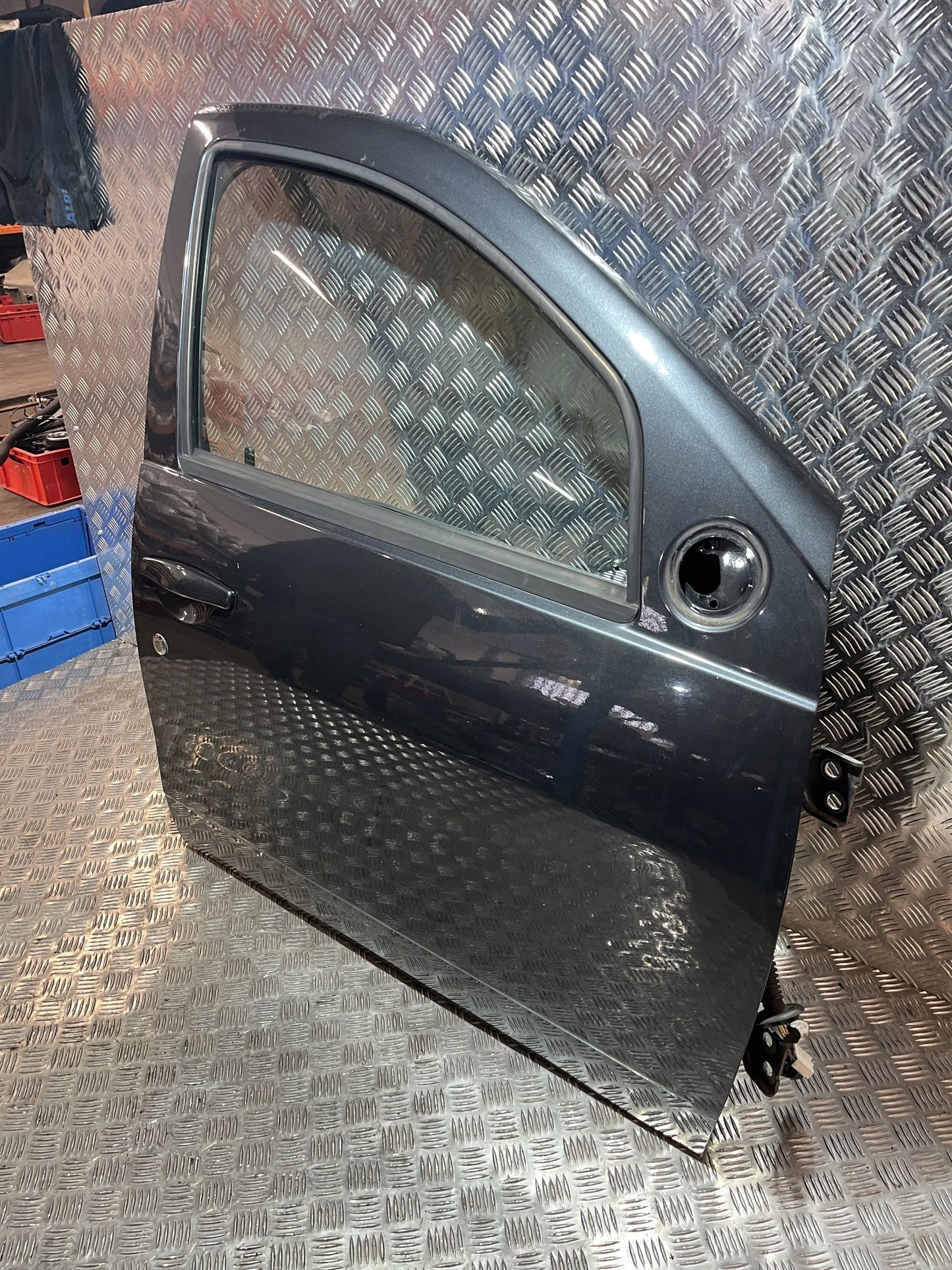 RIGHT FRONT DOOR DACIA DUSTER I FACELIFT 13- TEKNA