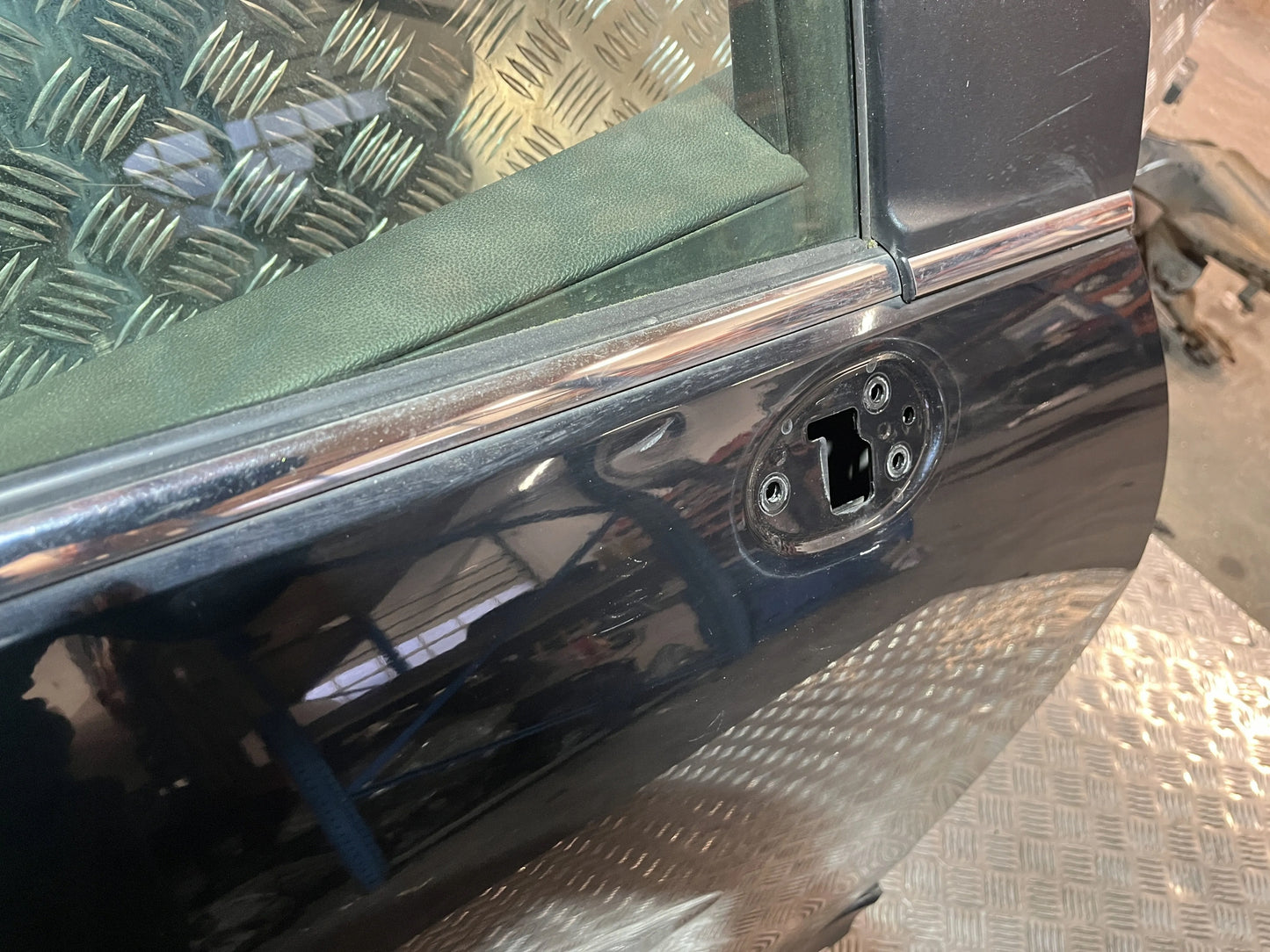 FRONT RIGHT DOOR MITSUBISHI ECLIPSE CROSS 17- X42 X42C