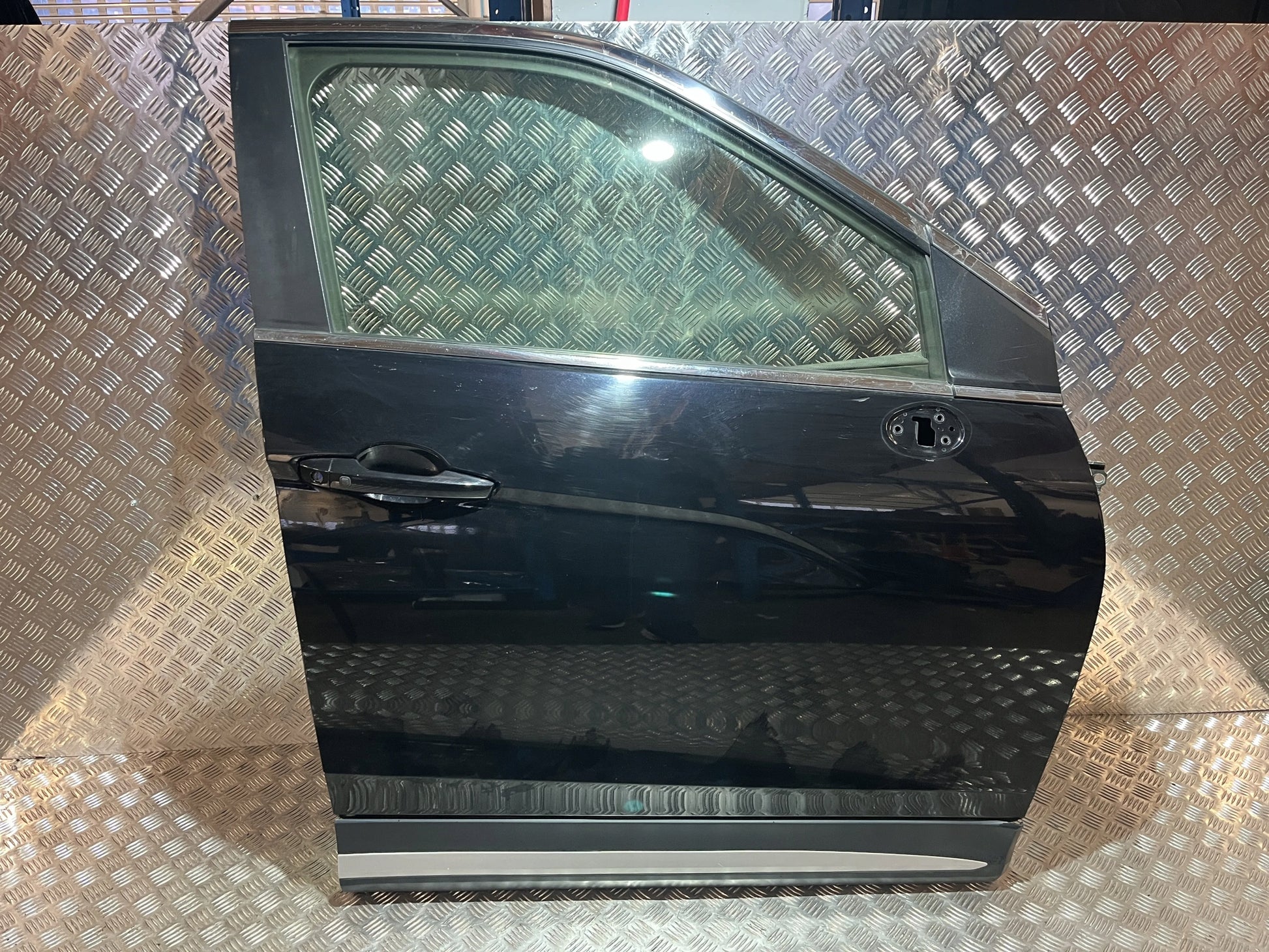 FRONT RIGHT DOOR MITSUBISHI ECLIPSE CROSS 17- X42 X42C