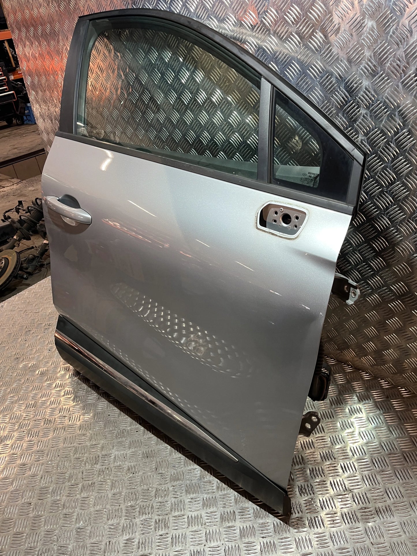 FRONT RIGHT DOOR RENAULT CAPTUR II 19- BIYPE