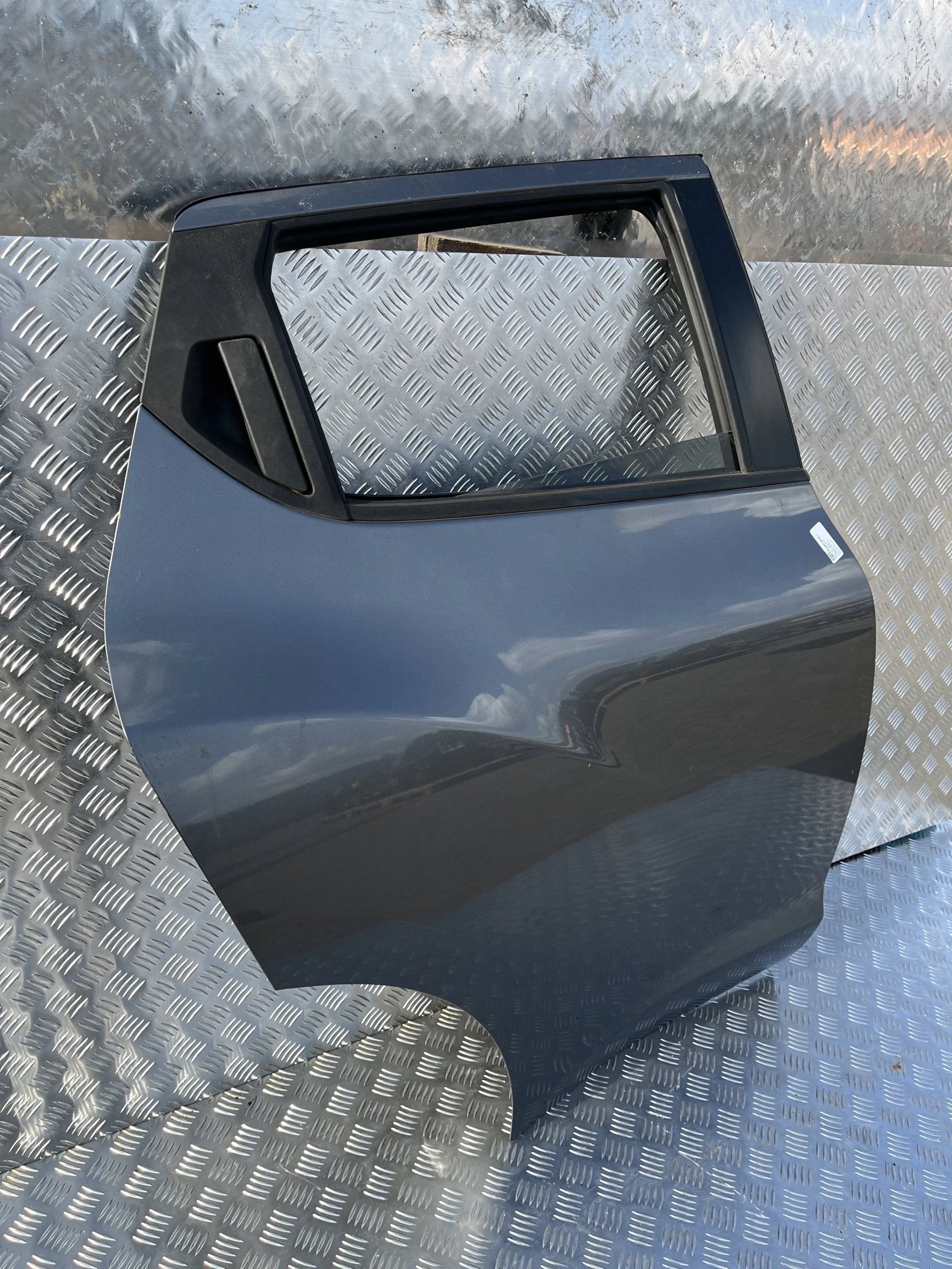 RIGHT REAR DOOR NISSAN JUKE I F15 LIFT 14- KAD