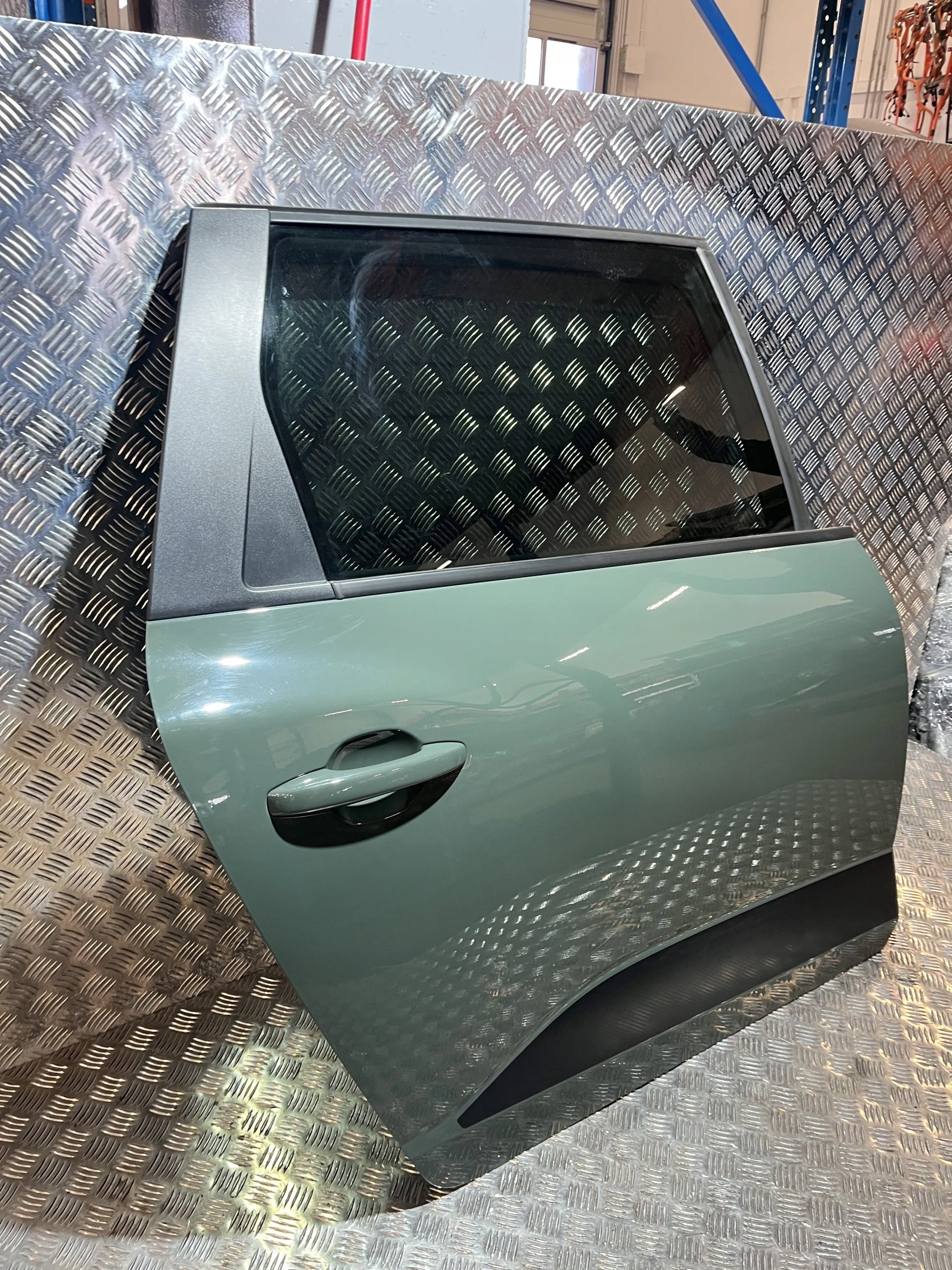 REAR RIGHT DOOR DACIA JOGGER 22- OVKQM