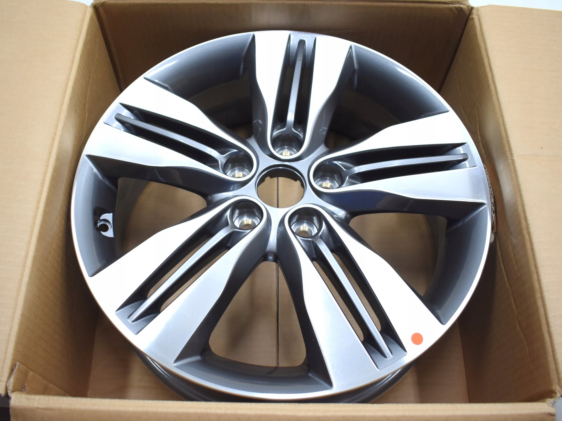 18" HYUNDAI IX35 TUCSON 18"x6,5" 5x114,3 ET51 ORG NEW