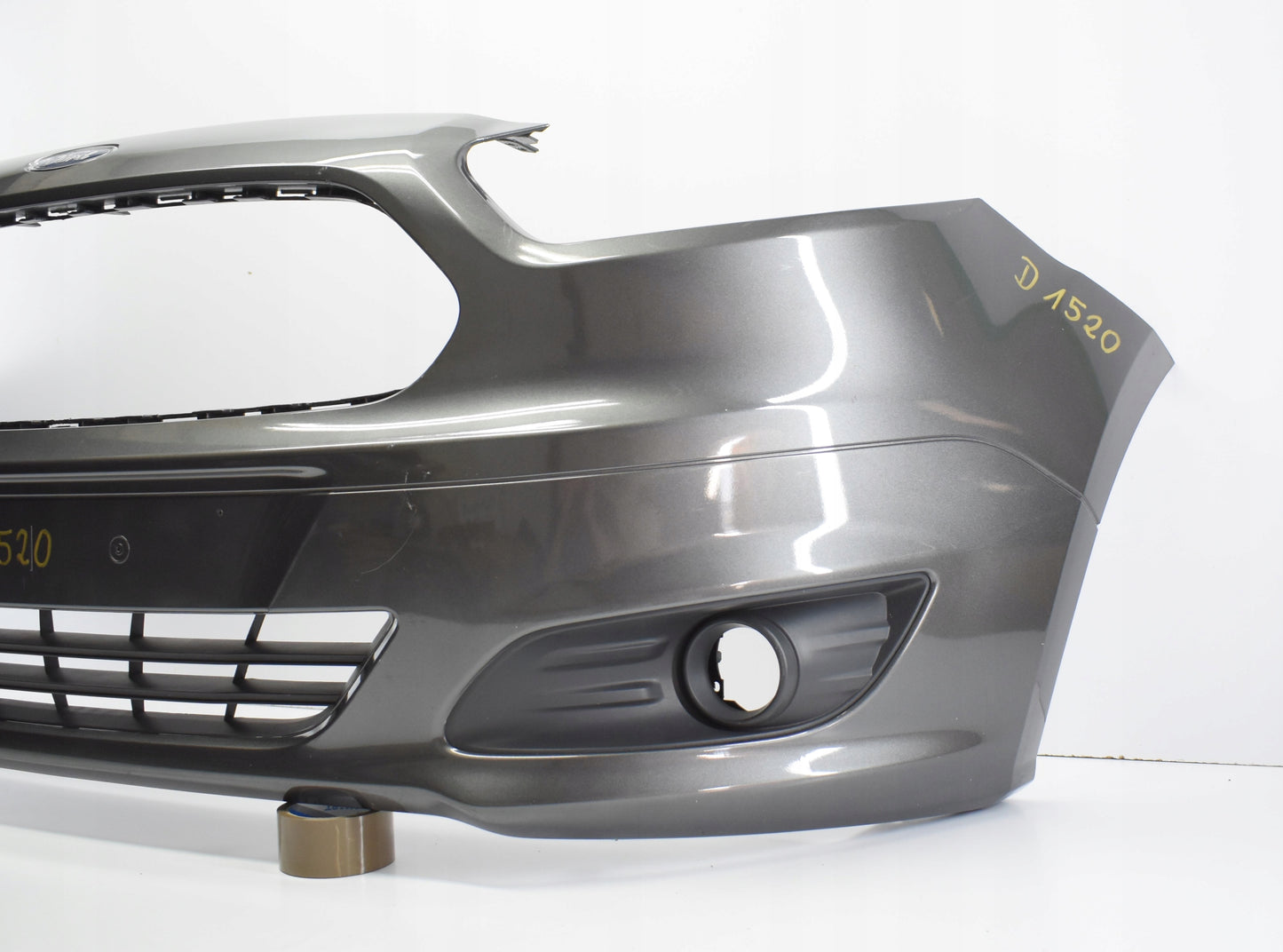 FORD TRANSIT COURIER FRONT BUMPER SUPER CONDITION ORG