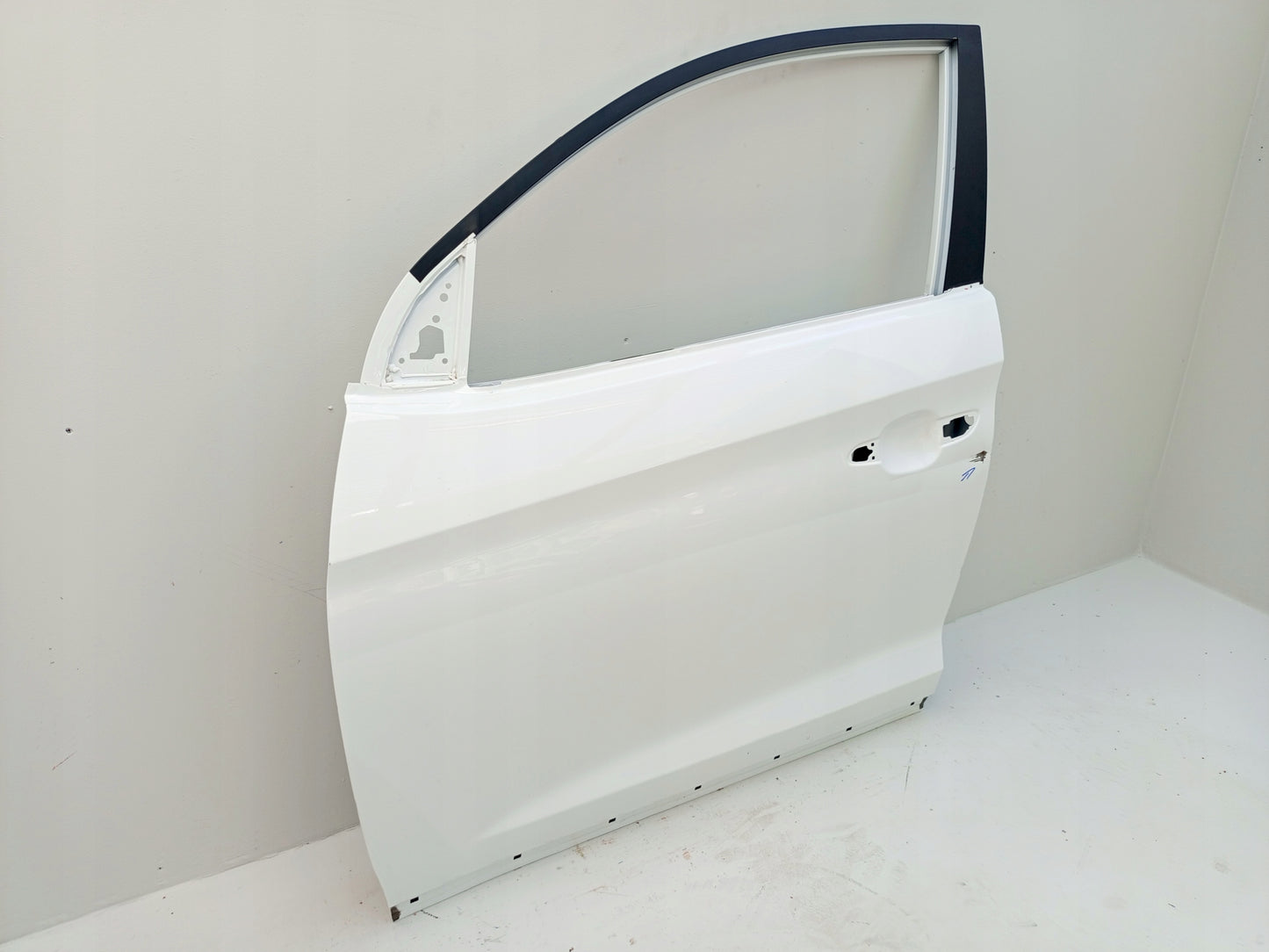 HYUNDAI TUCSON III 3 LIFT 2018- FRONT LEFT DOOR