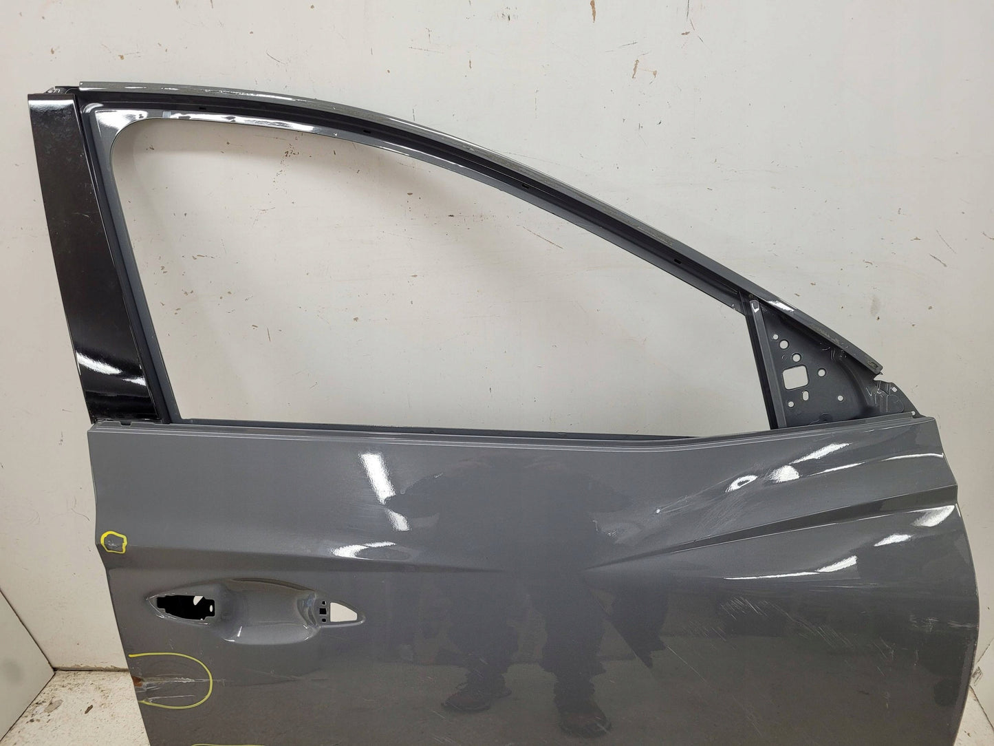 HYUNDAI TUCSON IV 20- FRONT RIGHT DOOR