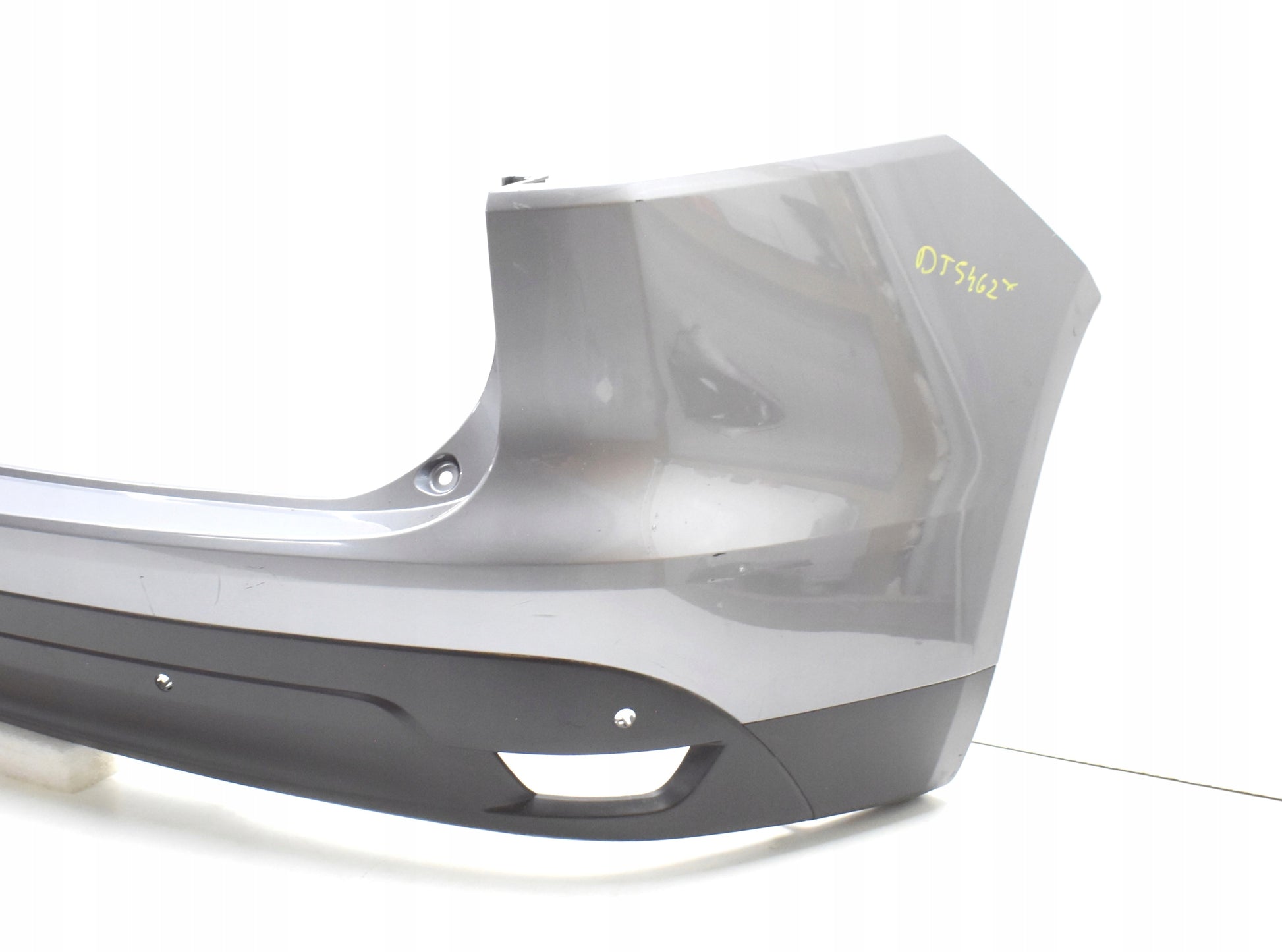 JAGUAR F PACE F-PACE REAR BUMPER ORG