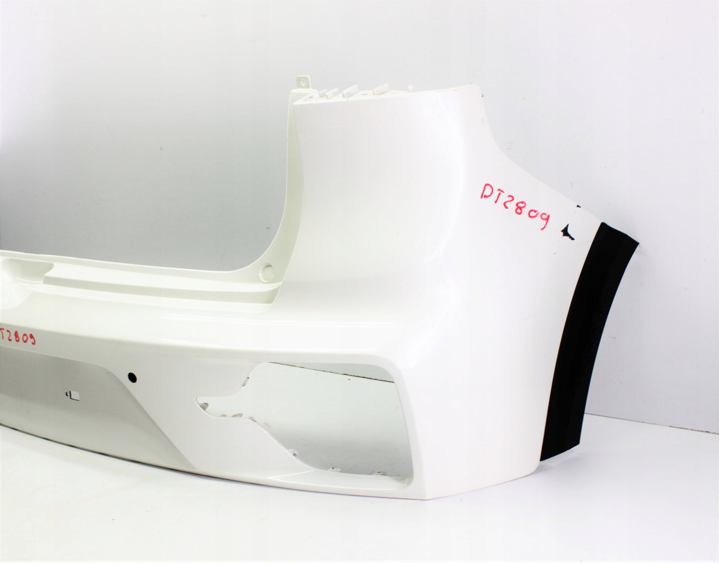 KIA E-NIRO ELECTRIC REAR BUMPER, SUPER CONDITION