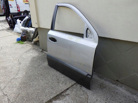 2002-2009 Kia Sorento Right Front Door