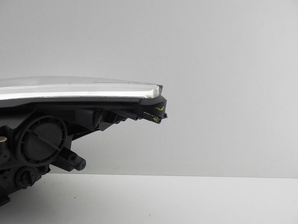 KIA VENGA 09- EU front right headlight