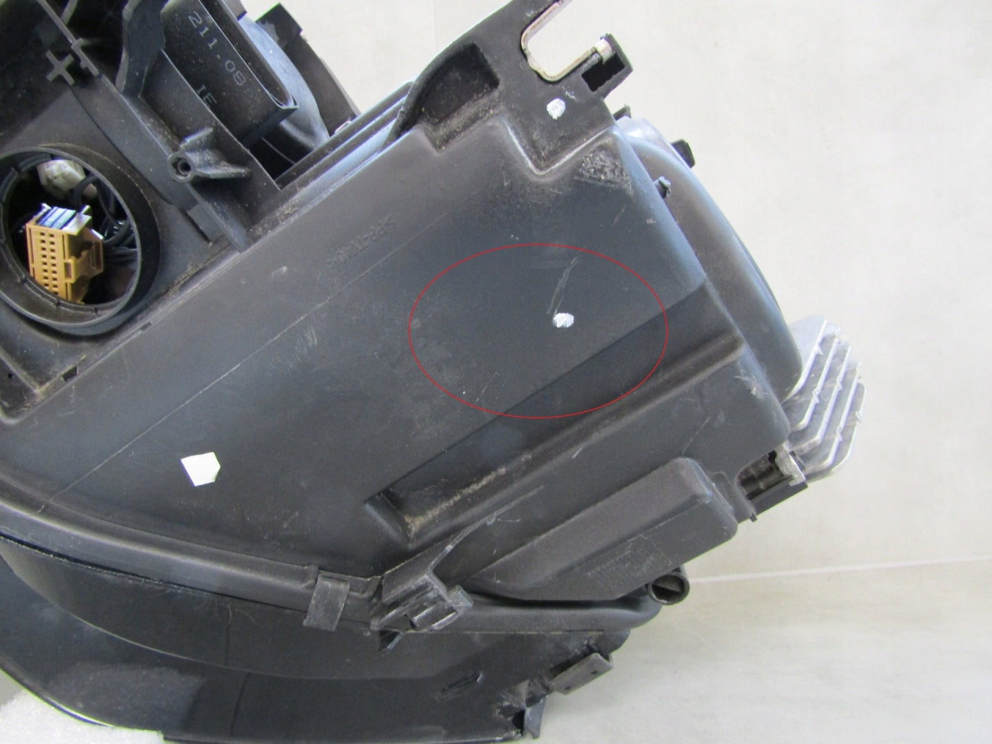 AUDI A5 8T LIFT 11-16 XENON HEADLIGHT WITH CORNERING LIGHT RH