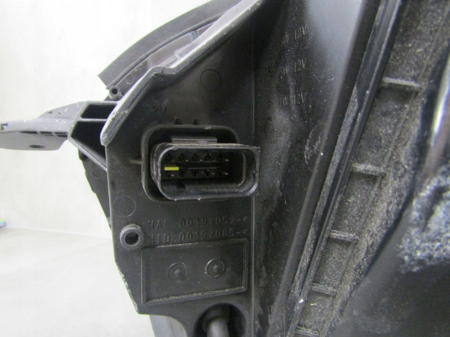 HEADLIGHT CITROEN JUMPY 3 III 16-23 VIVARO 19-23 XENON NOT SWIVEL RH