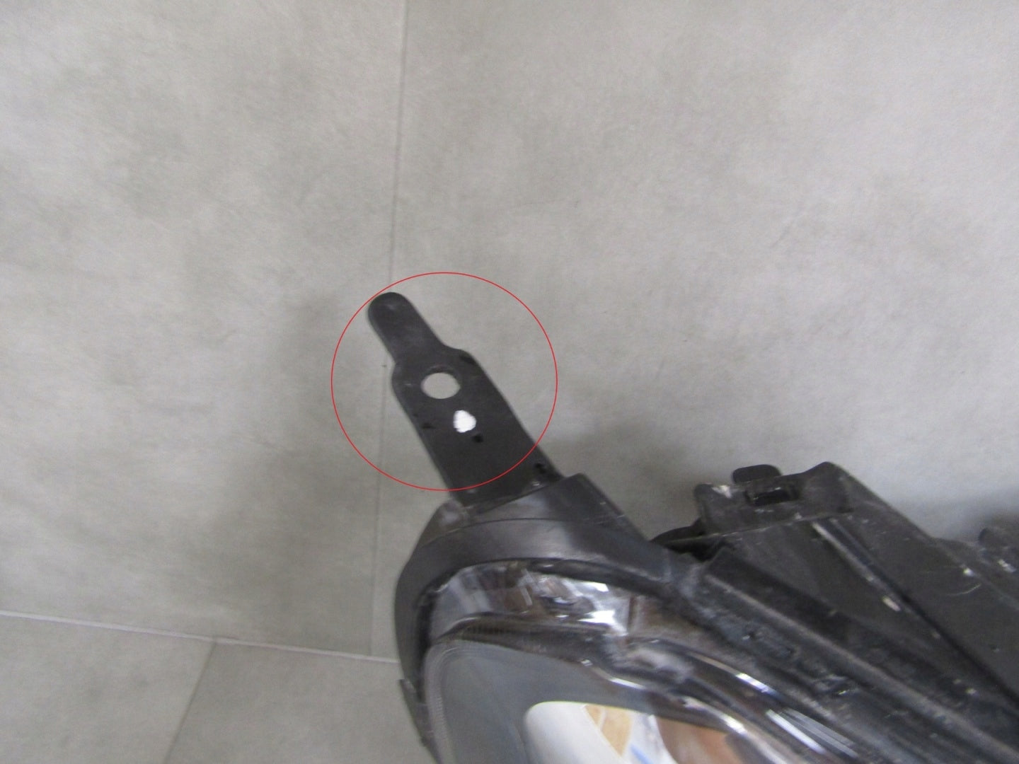 HEADLIGHT CITROEN JUMPY 3 III 16-23 VIVARO 19-23 XENON NOT SWIVEL RH