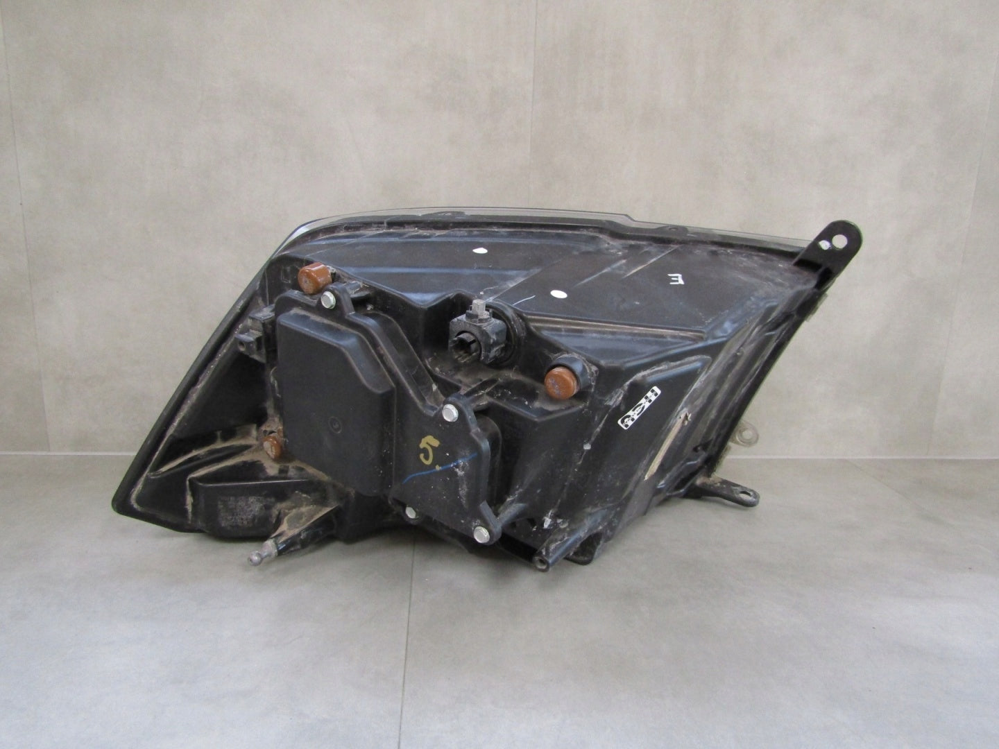 HEADLIGHT DODGE RAM 1500 REBEL BLACK STANDARD LENS 13- LH