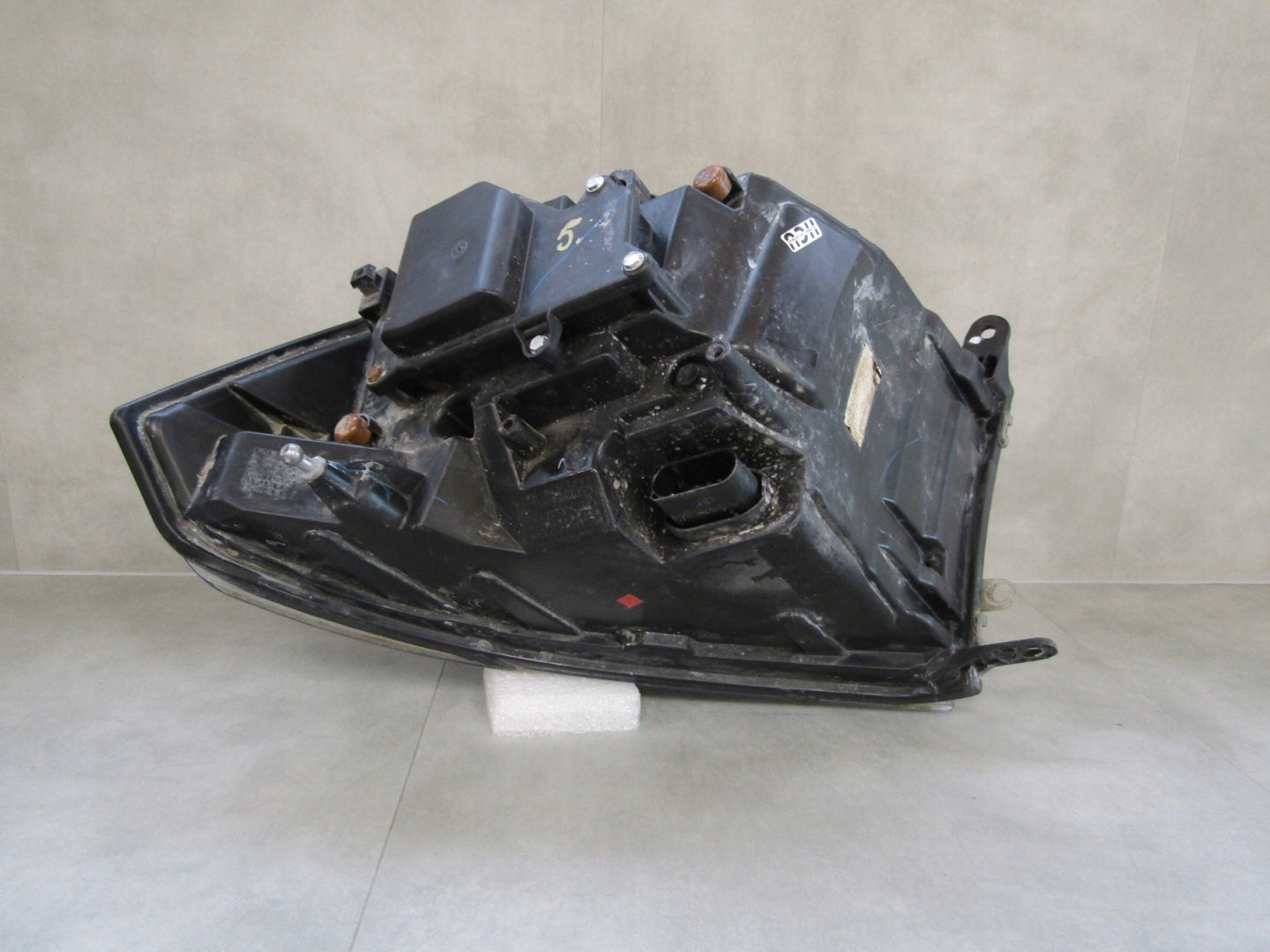 HEADLIGHT DODGE RAM 1500 REBEL BLACK STANDARD LENS 13- LH