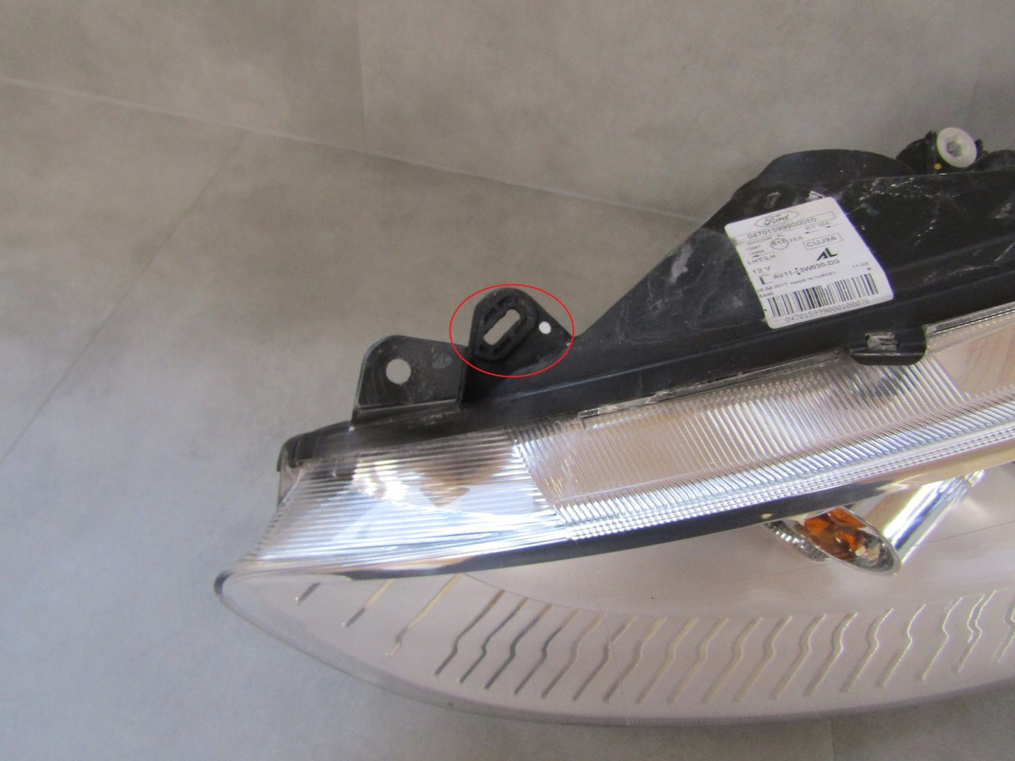 HEADLIGHT FORD B MAX STANDARD LENS 12-17 LH AV11-13W030-DG