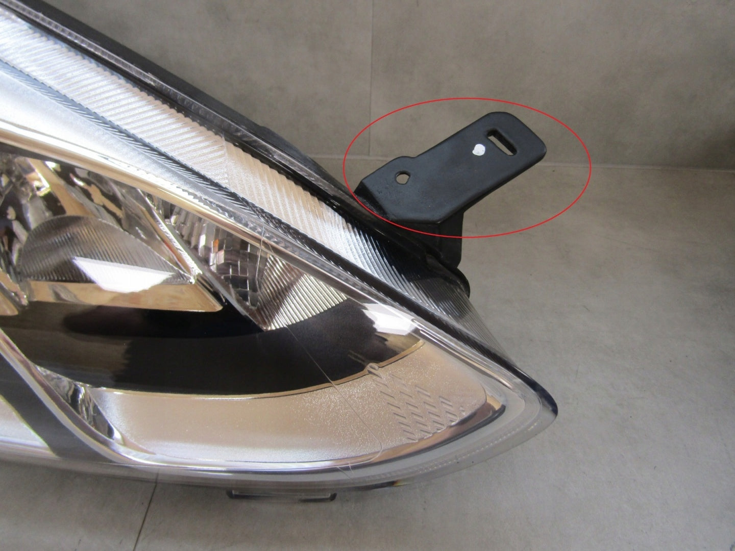 FRONT LAMP FORD FIESTA MK8 VIII 17-21 STANDARD RH RIGHT H1BB-13W029-AE