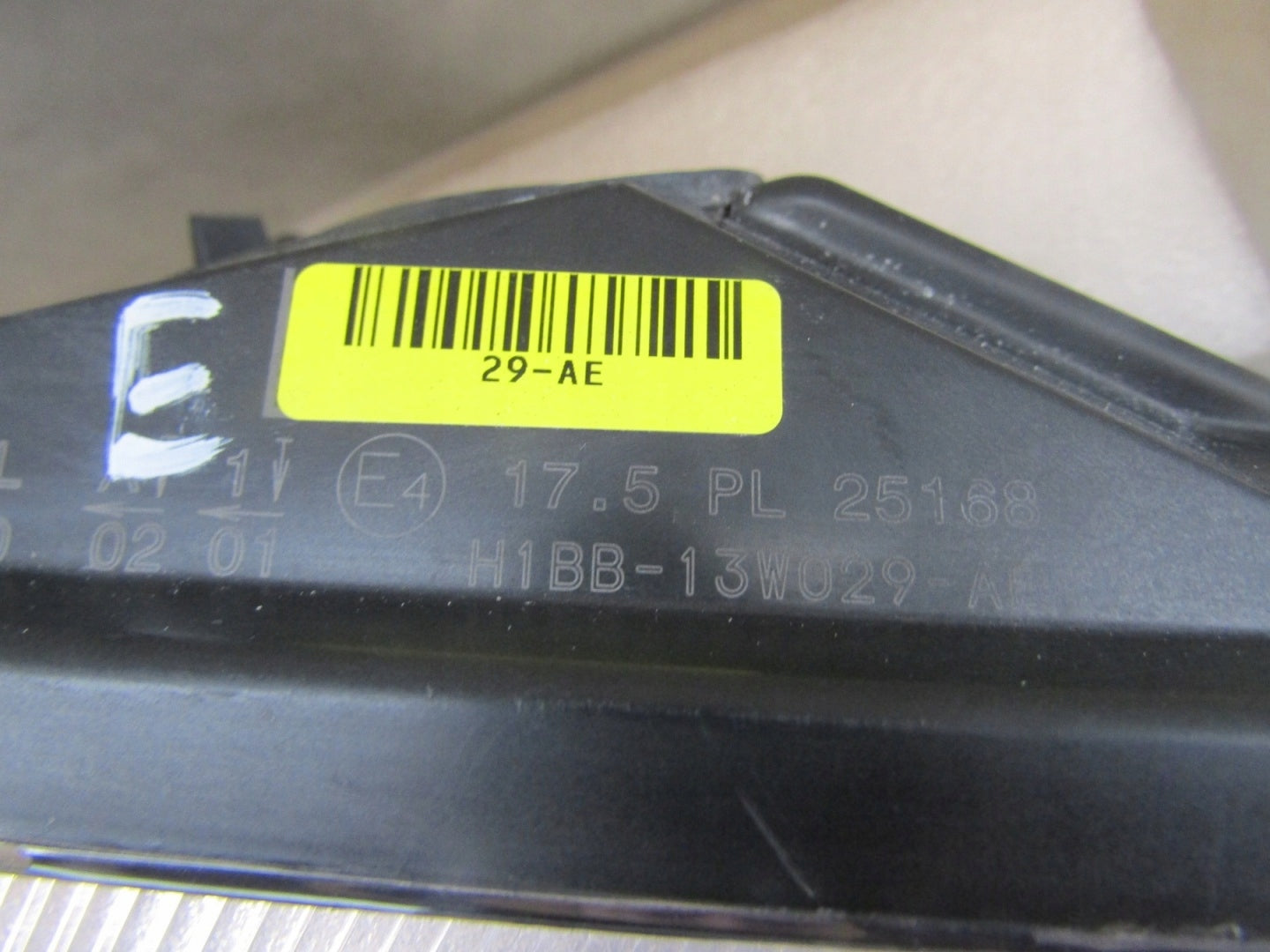 FRONT LAMP FORD FIESTA MK8 VIII 17-21 STANDARD RH RIGHT H1BB-13W029-AE