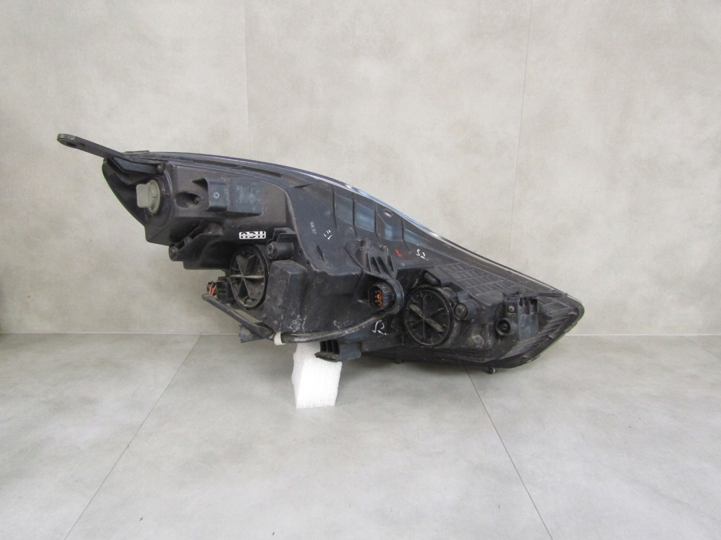 HEADLAMP HYUNDAI IX20 STANDARD LH LEFT 10-15