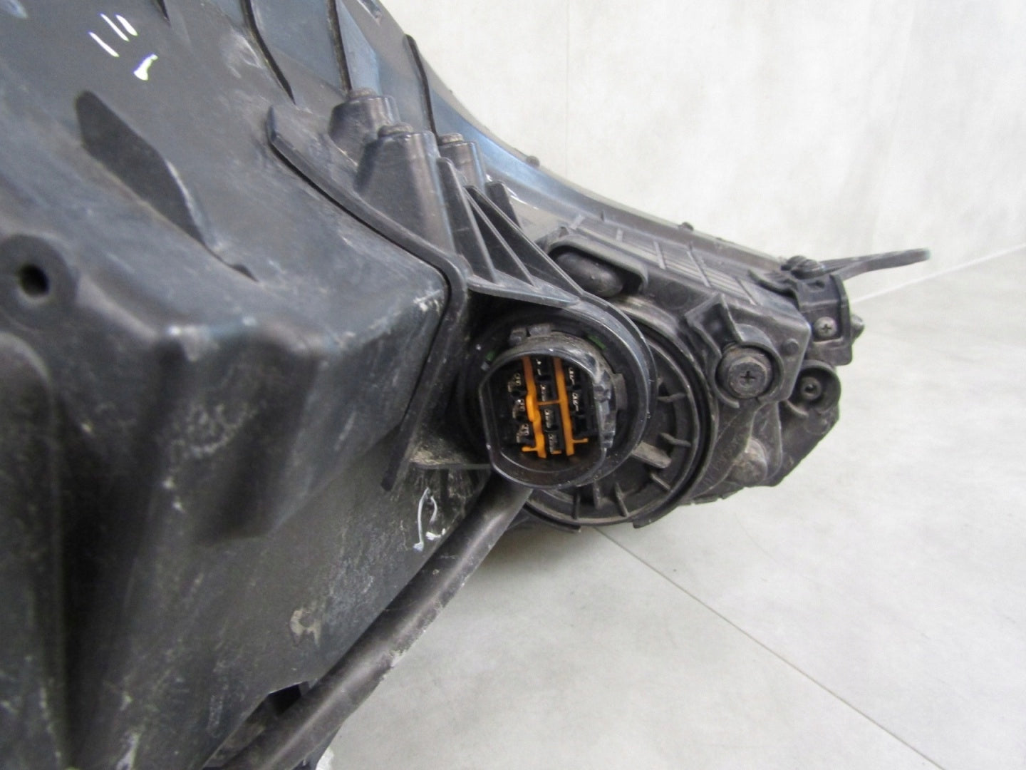 HEADLAMP HYUNDAI IX20 STANDARD LH LEFT 10-15