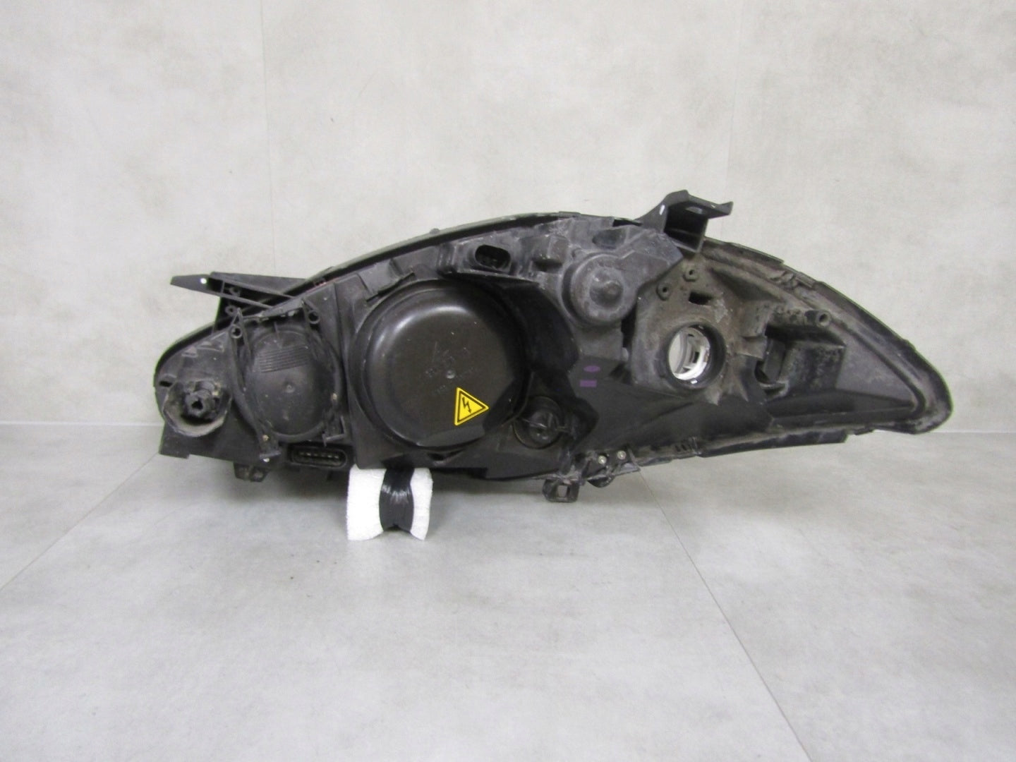 MERCEDES A-CLASS W169 HEADLIGHT RH RIGHT XENON 04-A1698201261