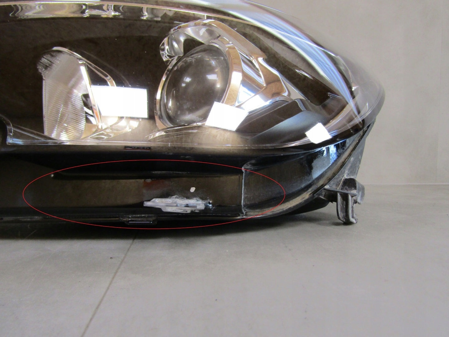 FRONT HEADLIGHT PEUGEOT 308 T9 LIFT STANDARD LENS 17-21 LH LEFT 981699068000