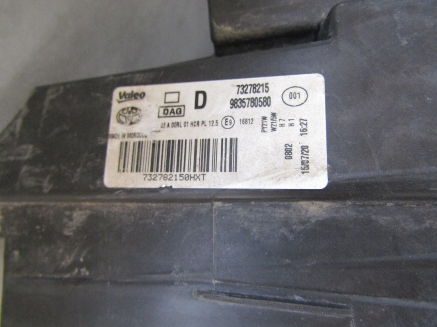 HEADLIGHT TOYOTA PROACE CITY STANDARD RH 19- 9835780580