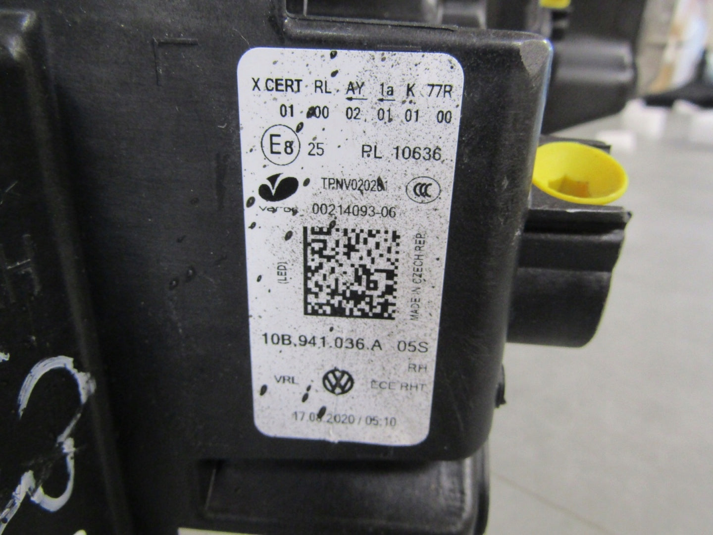 HEADLIGHT VOLKSWAGEN ID3 FULL LED IQ 19- RH RIGHT 10B941036A