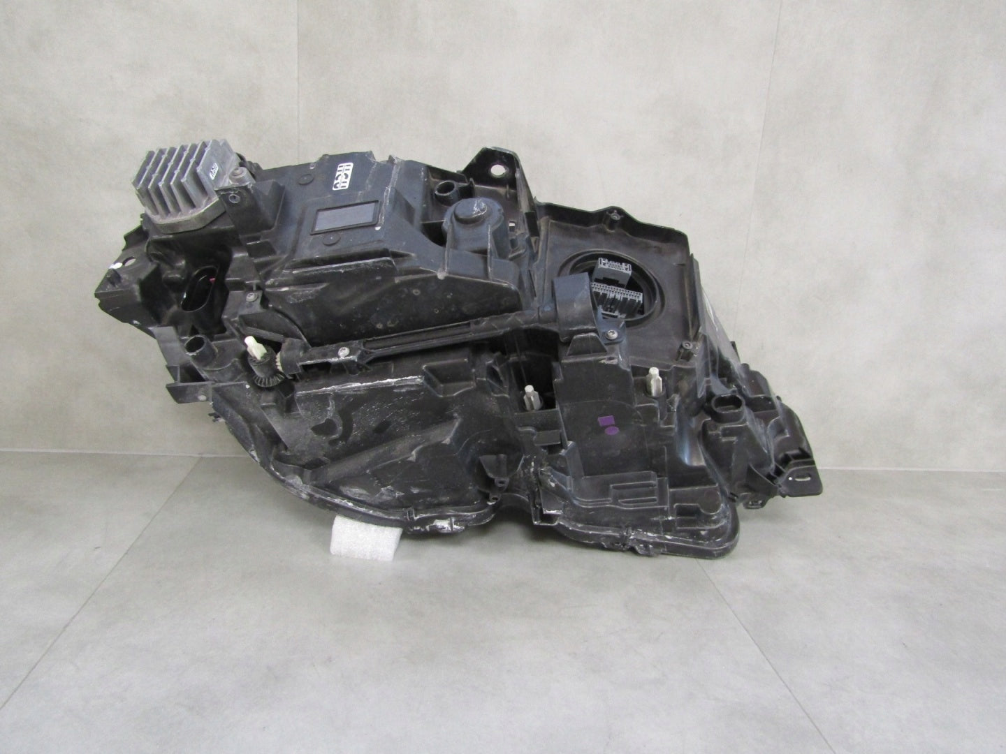 HEADLAMP VOLVO S90 V90 LED MID 16- LH LEFT 31655935