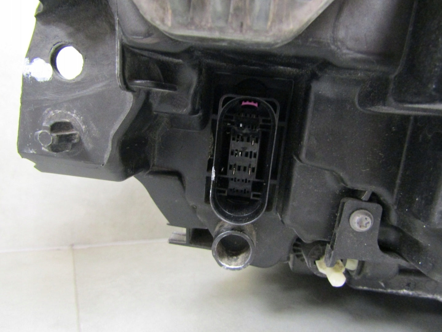 HEADLAMP VOLVO S90 V90 LED MID 16- LH LEFT 31655935