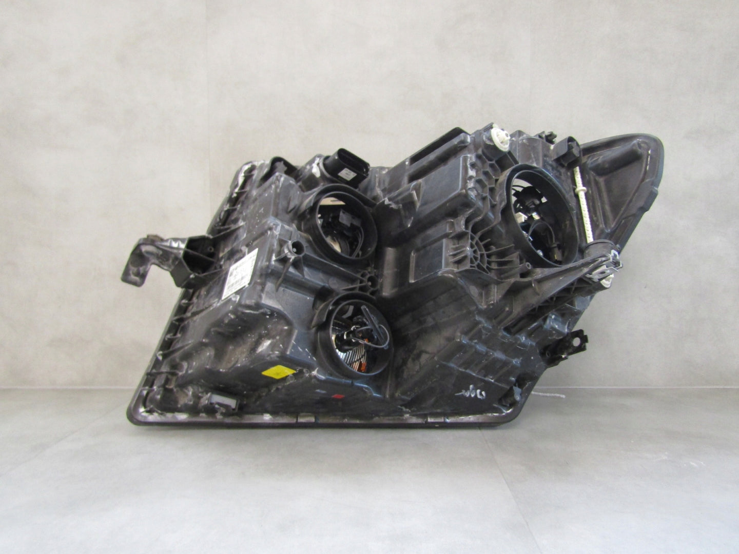 VW CRAFTER II 2 HEADLIGHT STANDARD 16- RH 7C1941006