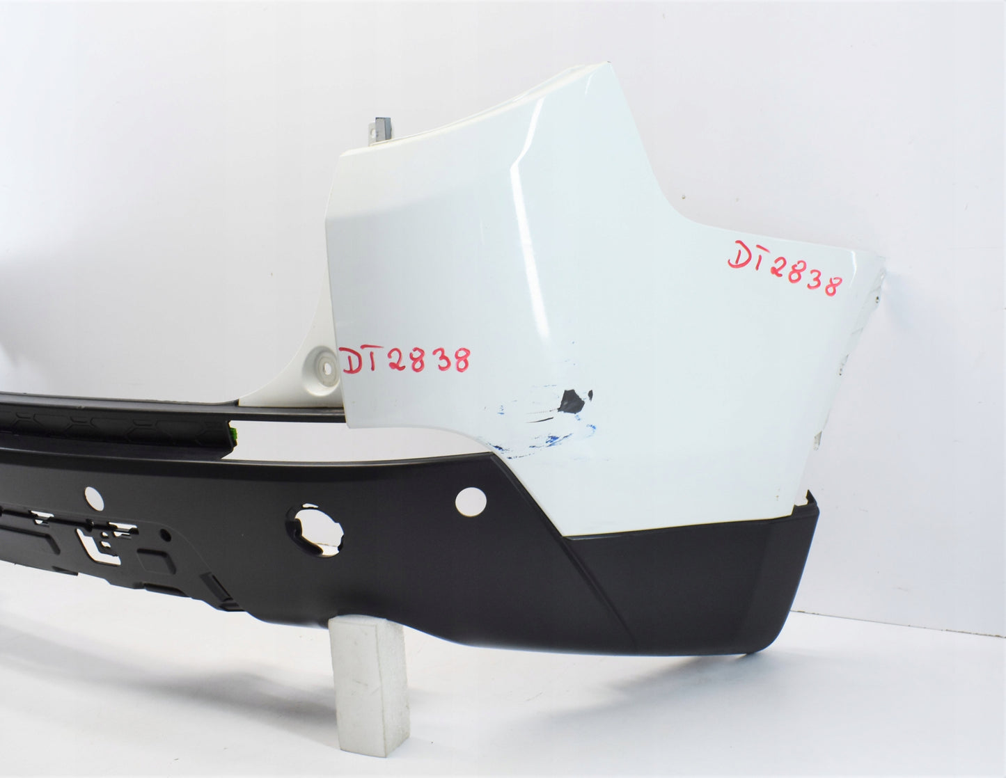 LAND ROVER DISCOVERY SPORT REAR BUMPER 15+