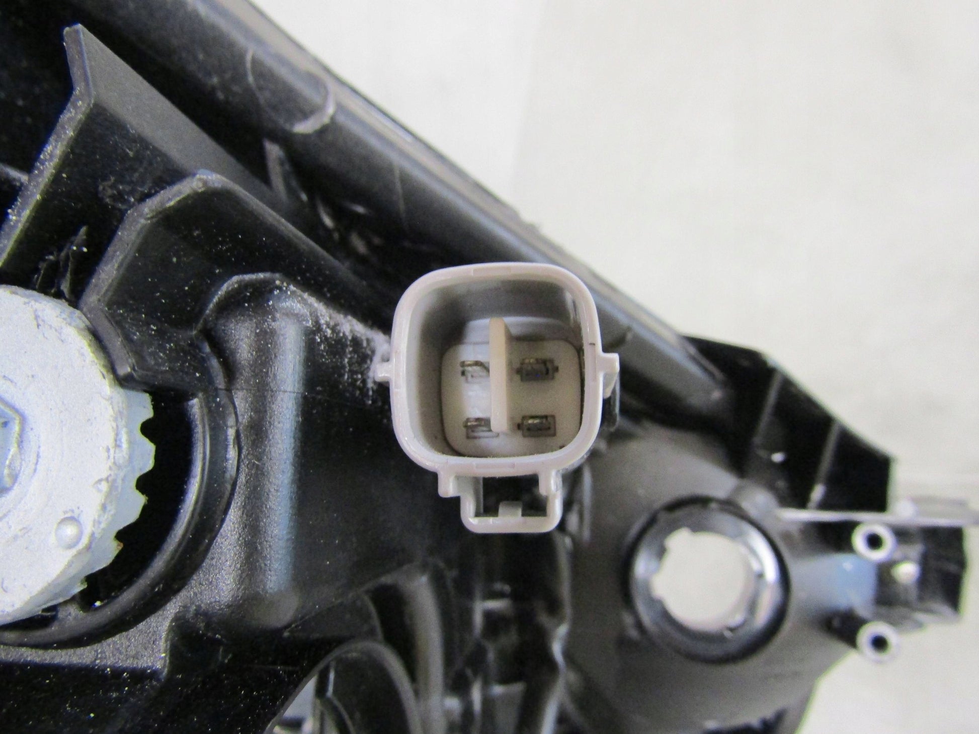 Aston Martin Cygnet 11-13 Front Lamp | Standard Lens | LH | Left | KOITO 74-1