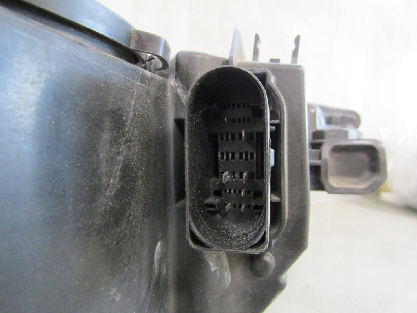 Audi Q7 4M0 Xenon Headlight 15-19 LH 4M0941005