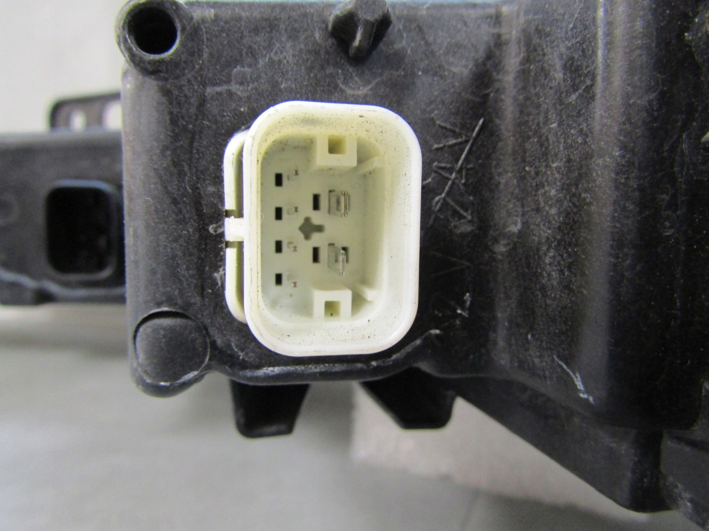 BMW 7 G70 LED DRL SVAROWSKI RH 22- 9879936 Headlight