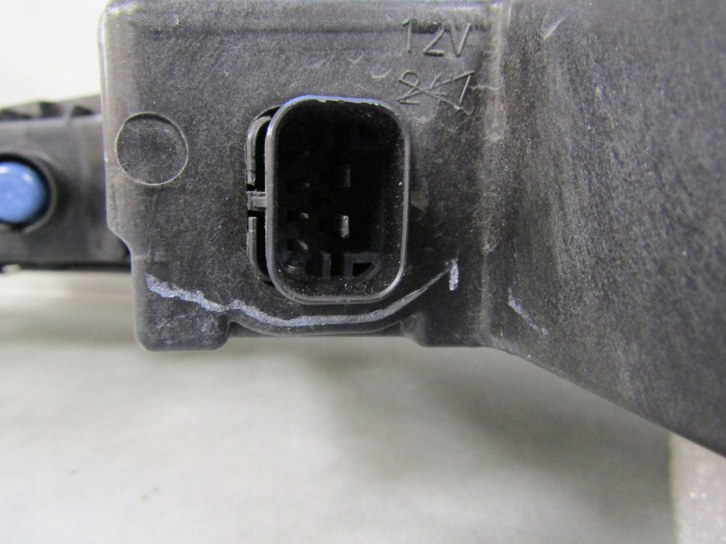 BMW 7 G70 LED DRL SVAROWSKI RH 22- 9879936 Headlight