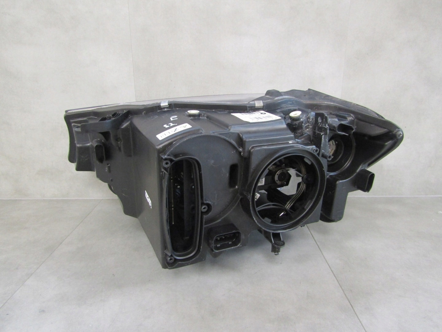 BMW X3 F25 LIFT LCI Xenon Swivel Headlight 14-17 RH RIGHT 7410836