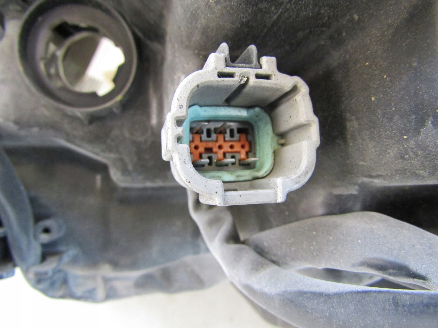 Nissan X TRAIL T32 Standard Headlight 13-17 RH