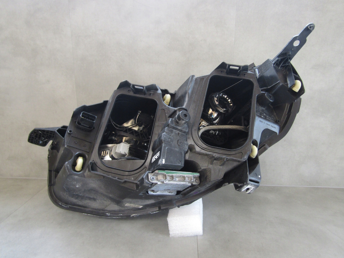 Peugeot Expert 3 III Xenon Headlight RH 16-23 9808235780