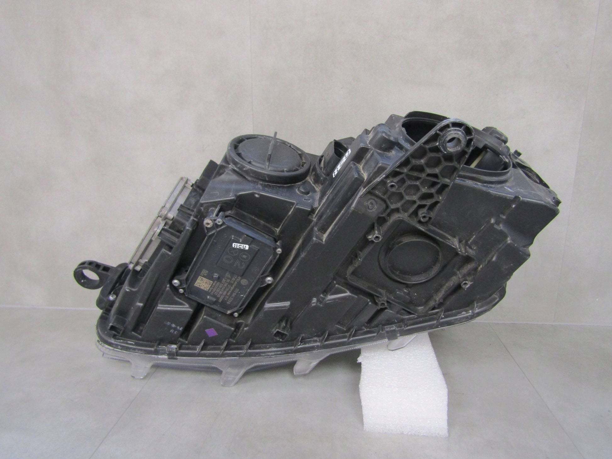 Front Lamp Skoda Octavia 3 III Xenon Non-swiveling 12-16 RH Right 5E1941016A